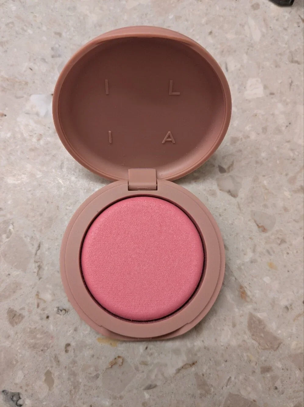 Ilia Soft Focus Blurring Blush - Closer